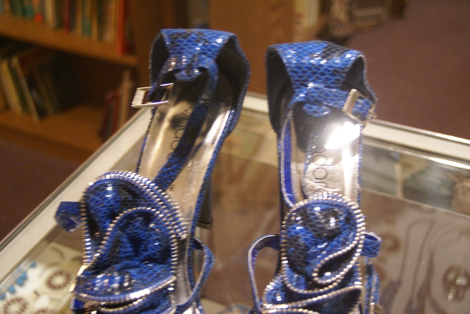 Nadara blue synthetic strappy high (3in and up) heel sandals size 8.5 B