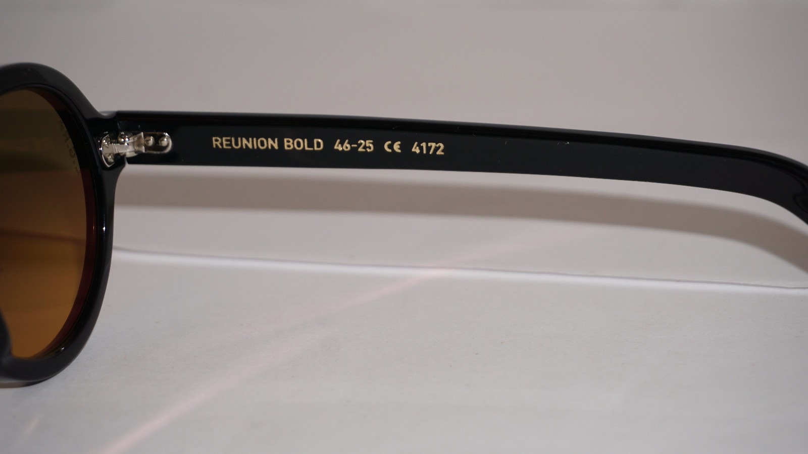 L.G.R Sunglasses REUNION BOLD 4172 Round Black Yellow Gradient 49 25 145