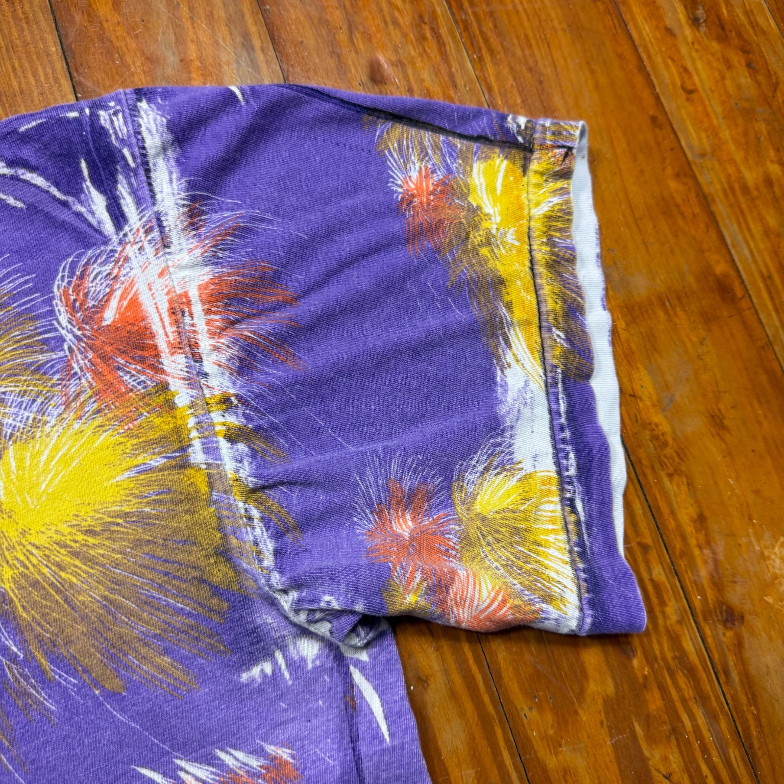 Vintage Burbank California All Over Print Shirt Mens Size XL Purple 90s
