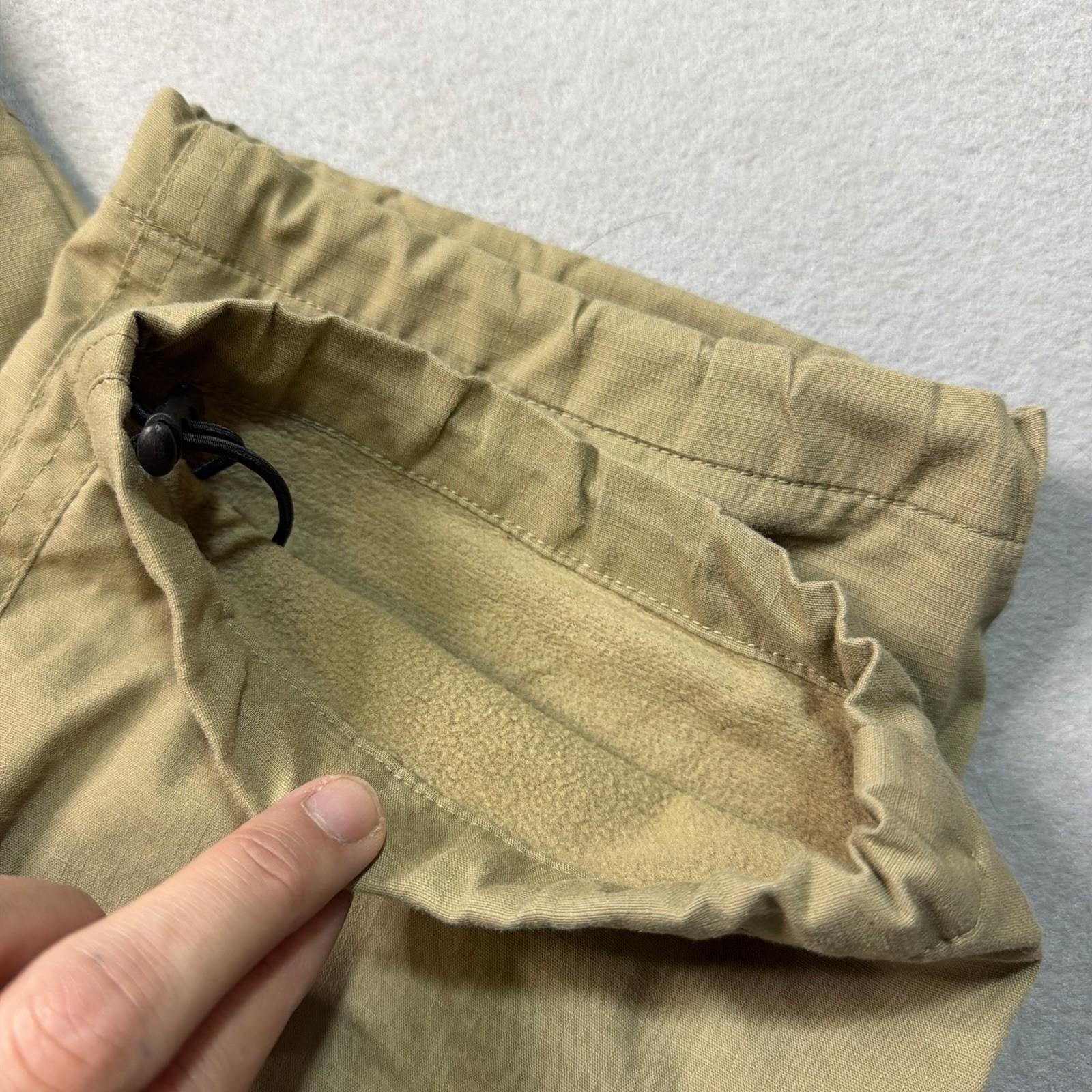 UNIQLO Men’s Beige Fleece Lined Heattech Pants Cotton Blend 33-36 Waist