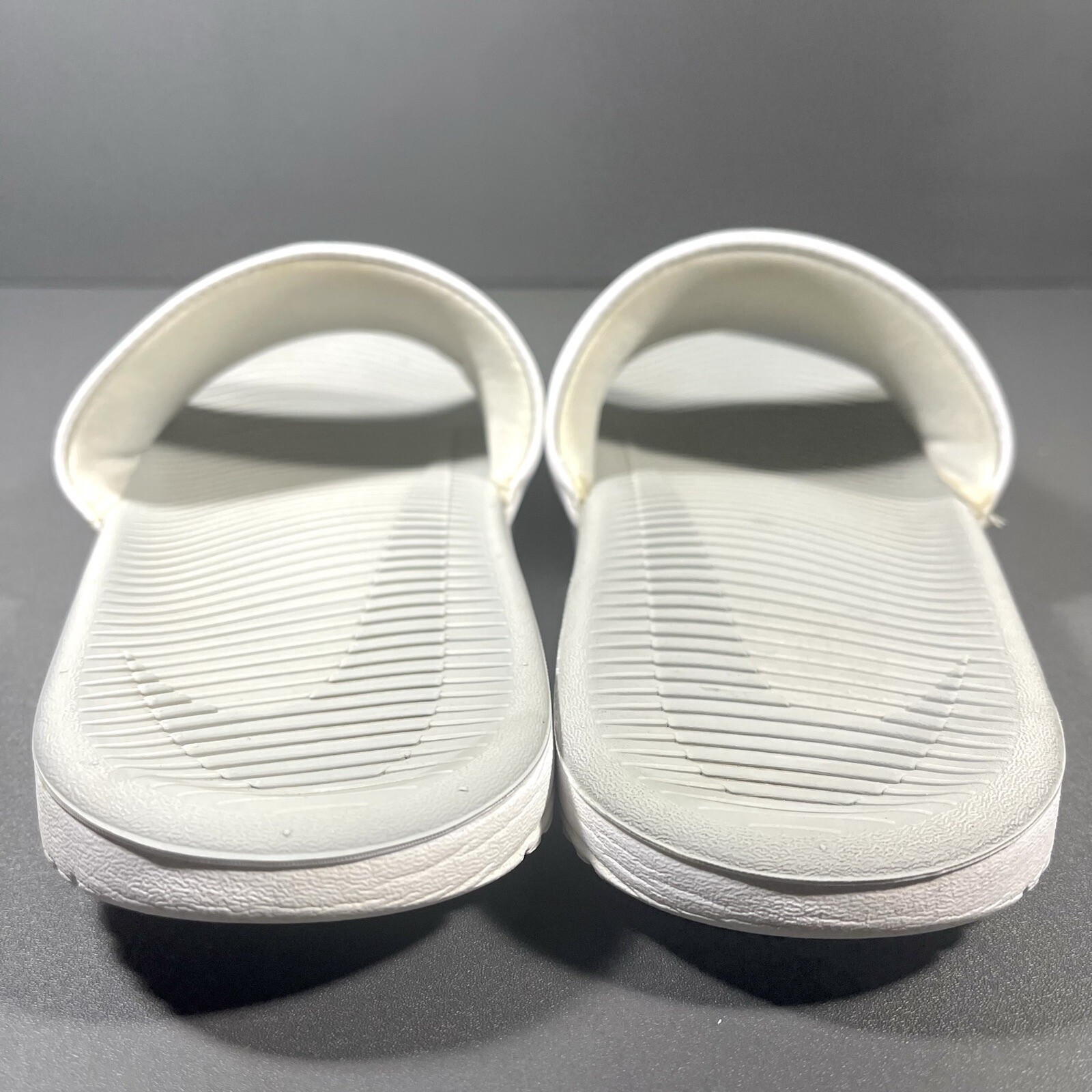 Nike Victori One Slide Men US 7 White Gray Sandal Outdoor Textured Swoosh