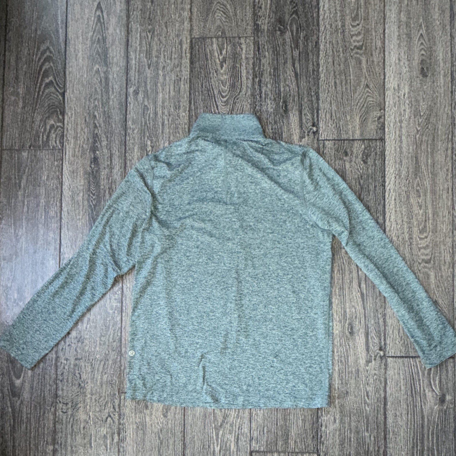 lululemon unisex Heathered green 1/2 Zip Mock Neck Pullover Stretch M
