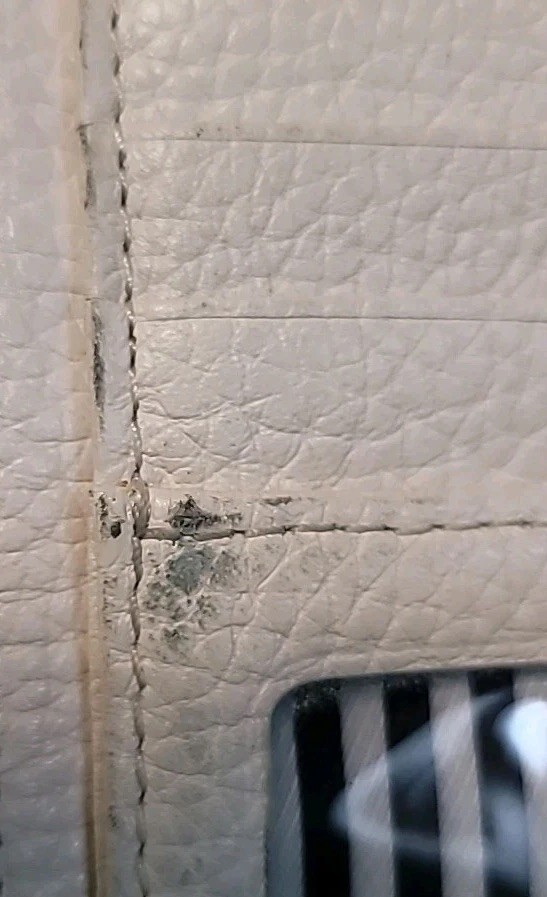 Kate Spade Pebble Leather Wallet Credit Cards White Black Lining Bill Fold