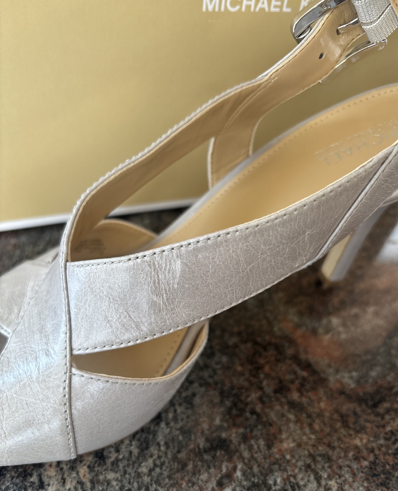 8.5 MICHAEL Michael Kors Becky Strappy Sandals Heels Pearl Grey Open Toe EXC
