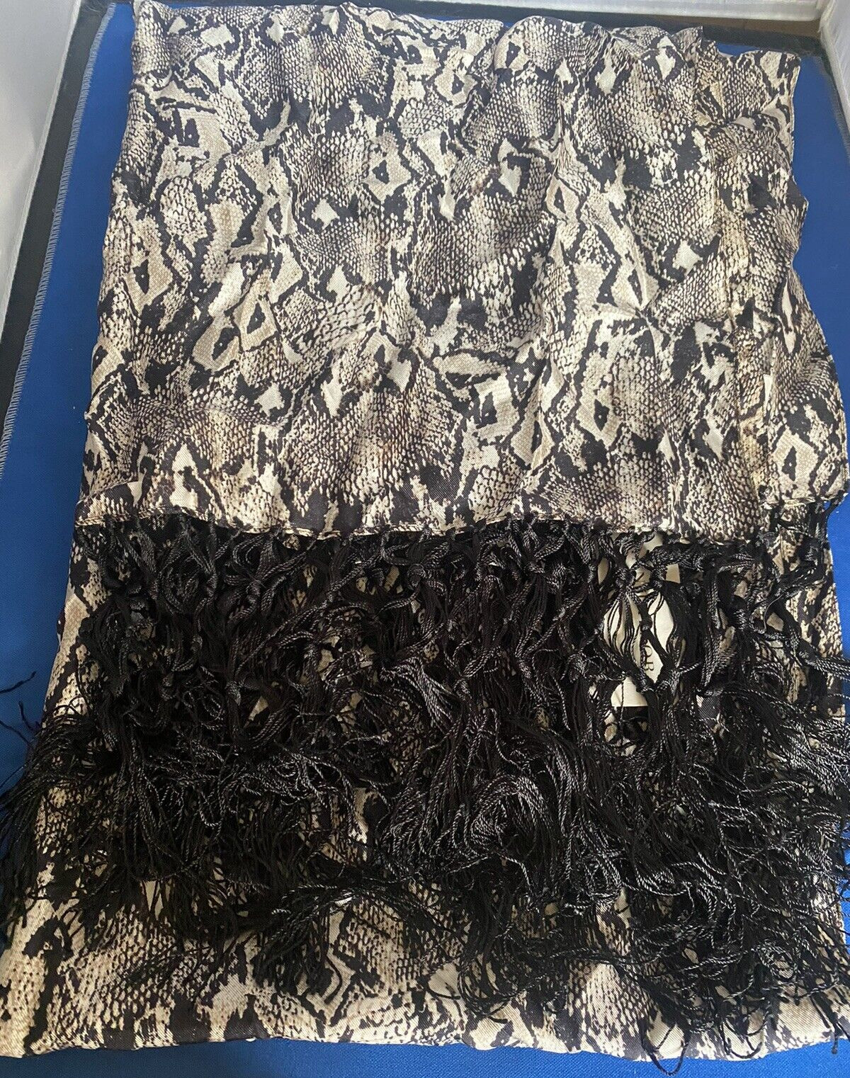 Ann Taylor Silk Animal Print Scarf 23 in x 62 in (not including tassels) NEW!