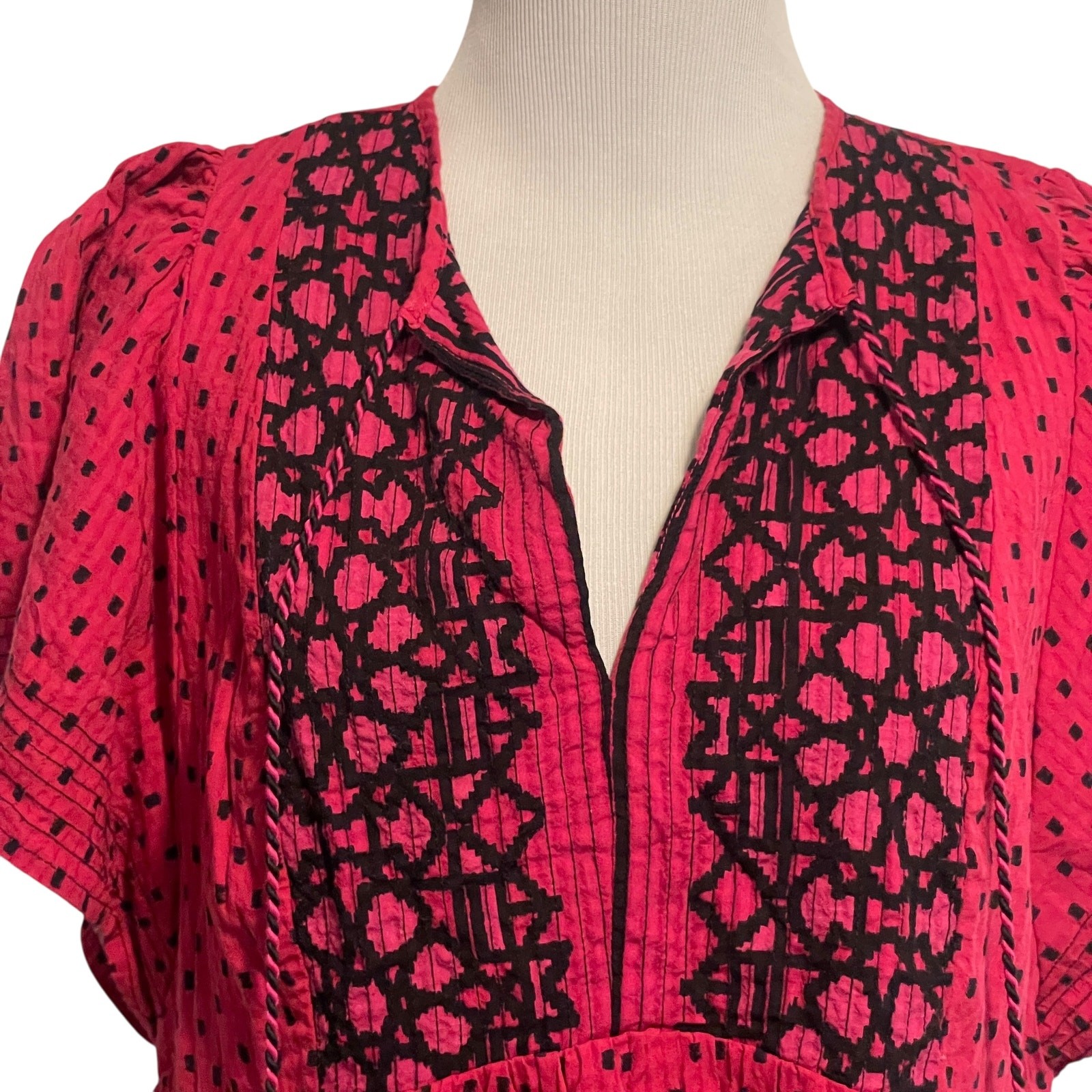 Knox Rose Embroidered Peasant Top Womens Medium Hot Pink & Black Boho Babydoll