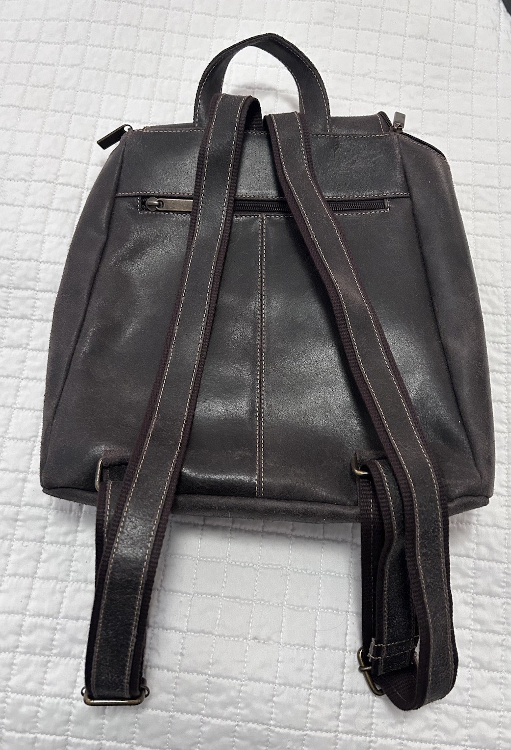 Le Donne Leather Multi-Pocket Backpack Brown NWT