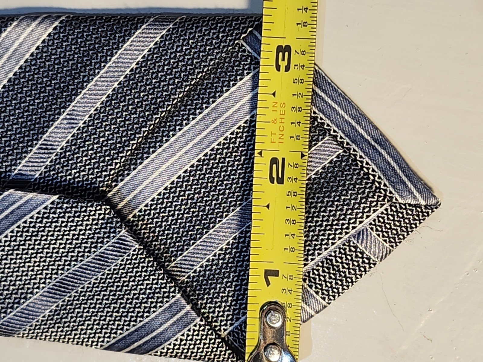 Jos. A. Bank Silver Woven Silk/Wool Syriped Pattern Mens Tie W 3.5 L 59.5/8