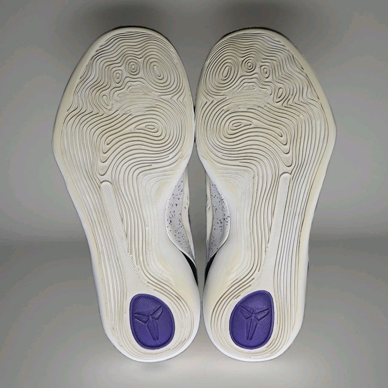 Nike Kobe 9 Elite Low EM Protro White/Court Purple Mens Size 7.5 – IH1401-100