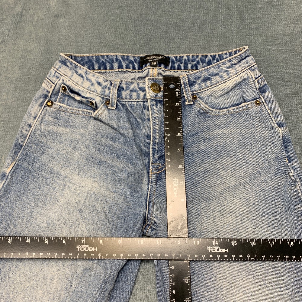 Ed Hardy Multi Tattoo Jeans Womens 26 Blue Denim Light Wash Mid Rise Pockets
