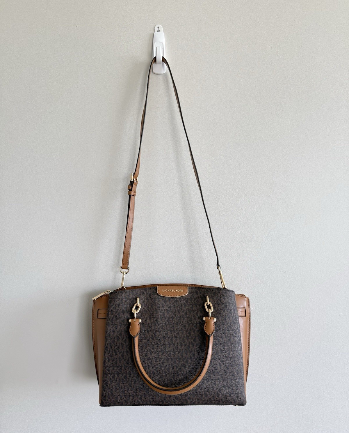 ✨Michael Kors Rochelle Satchel Bag Triple Compartment with Removable Strap