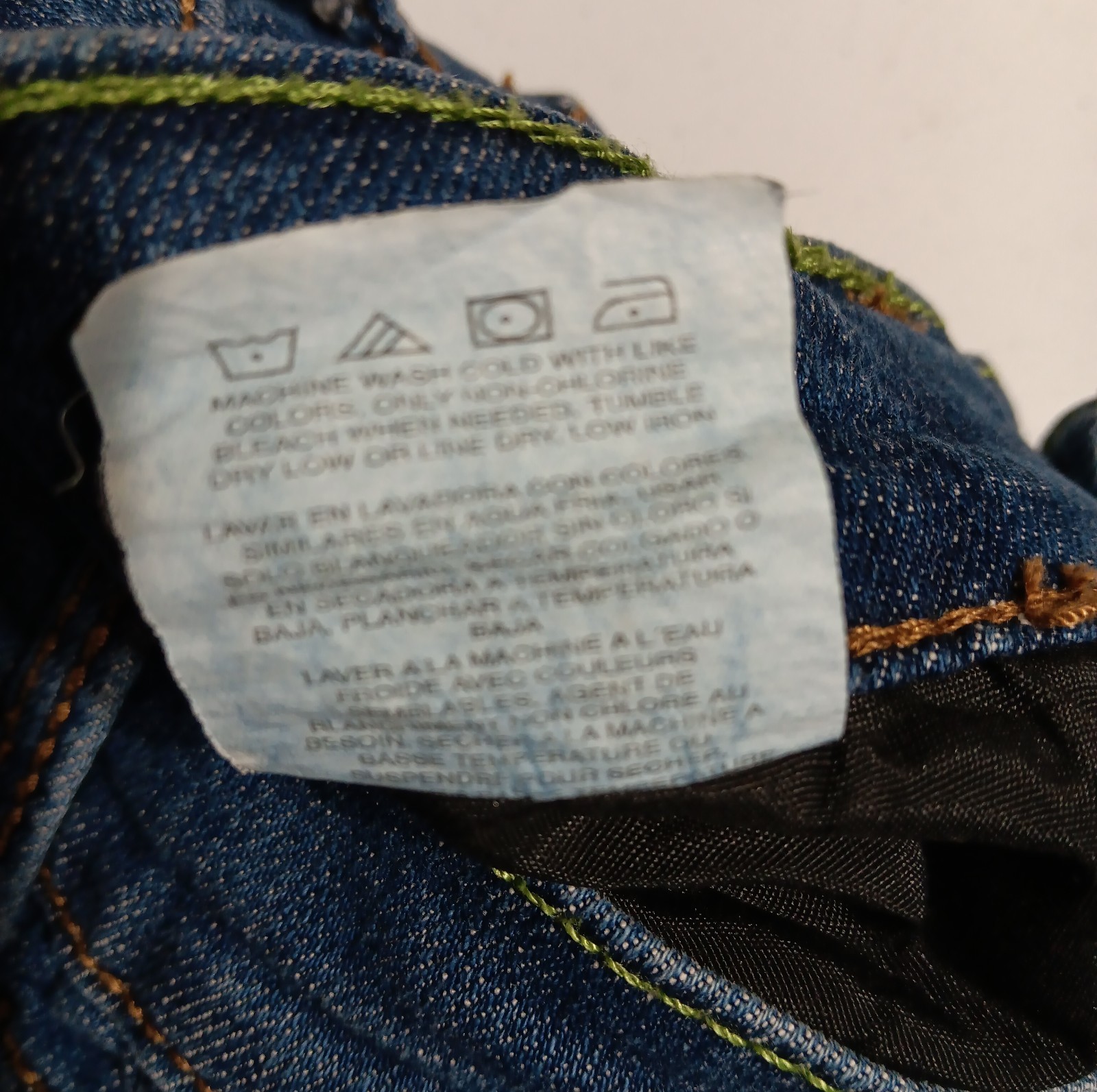 Wrangler Jeans Mens 30×32 Blue Retro Slim Fit Straight Cowboy Boot Western Denim