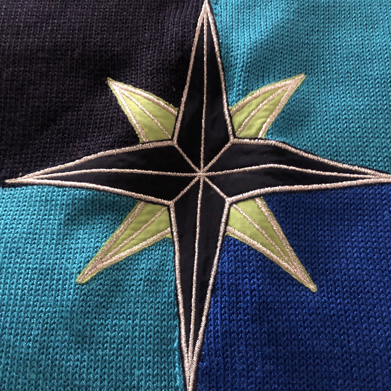 VINTAGE YARELL GREEN/BLUE/BLACK KNITTED JUMPER – SIZE 14 NEW WITHOUT TAGS