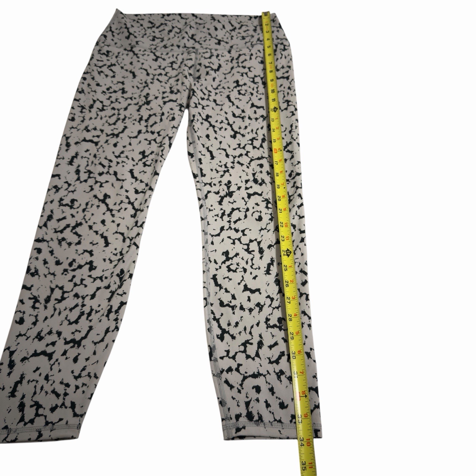 VARLEY Century 25″ Legging Size Large