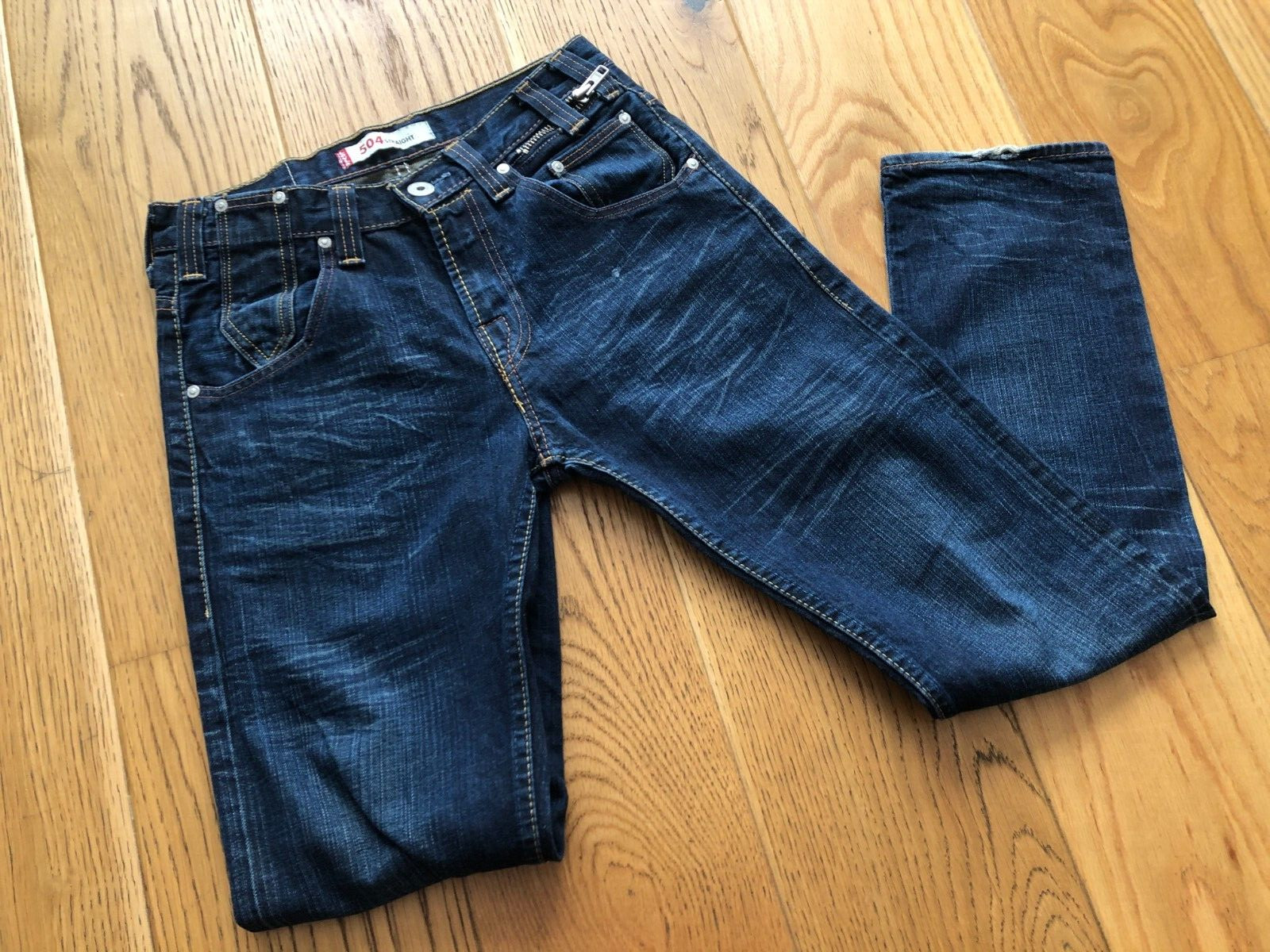 LEVI’S STRAUSS & CO MEN’S DARK BLUE 504 STRAIGHT JEAN W29 L32 (31)