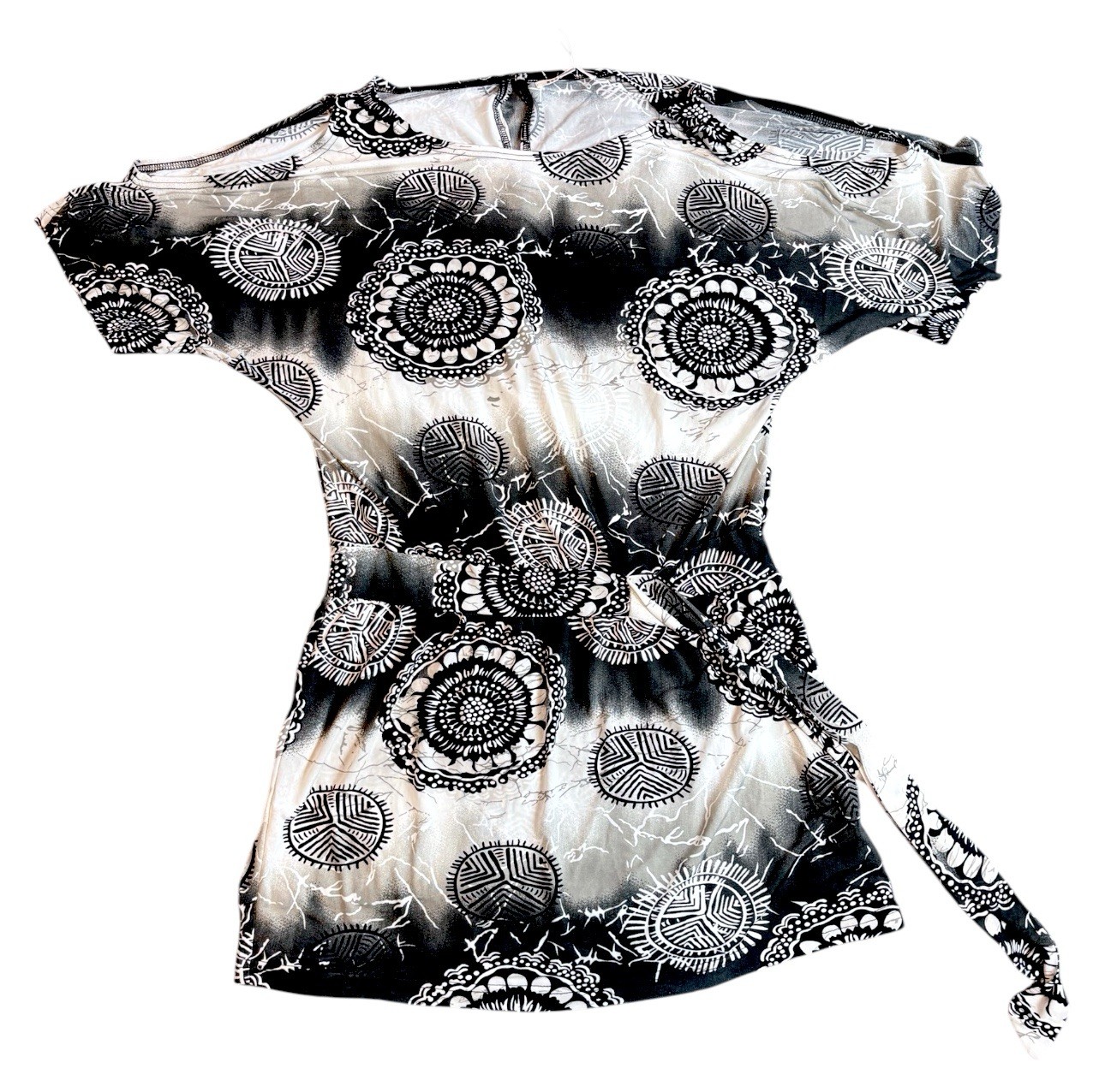 Nico LA Womens Dolman Batwing Top Size 8 Black White Boho Mandala Tie Waist NWT