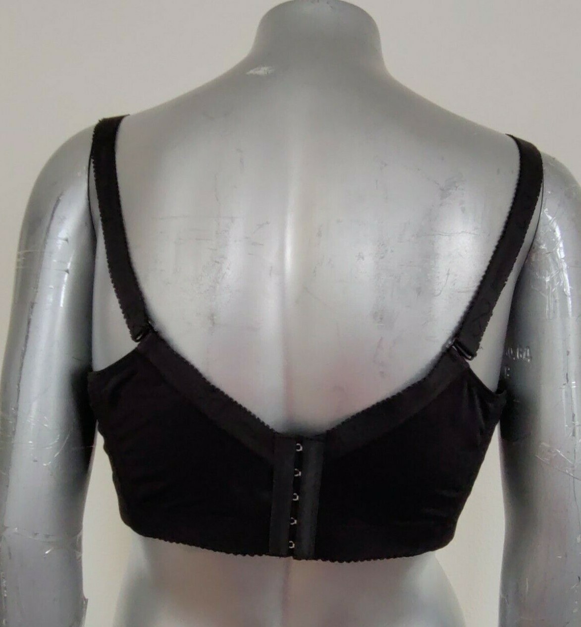 NEW Plus INTIMATE LINGERIE BRA Size 48 /110 Lace Black Adjustable Strap 5 Hooks