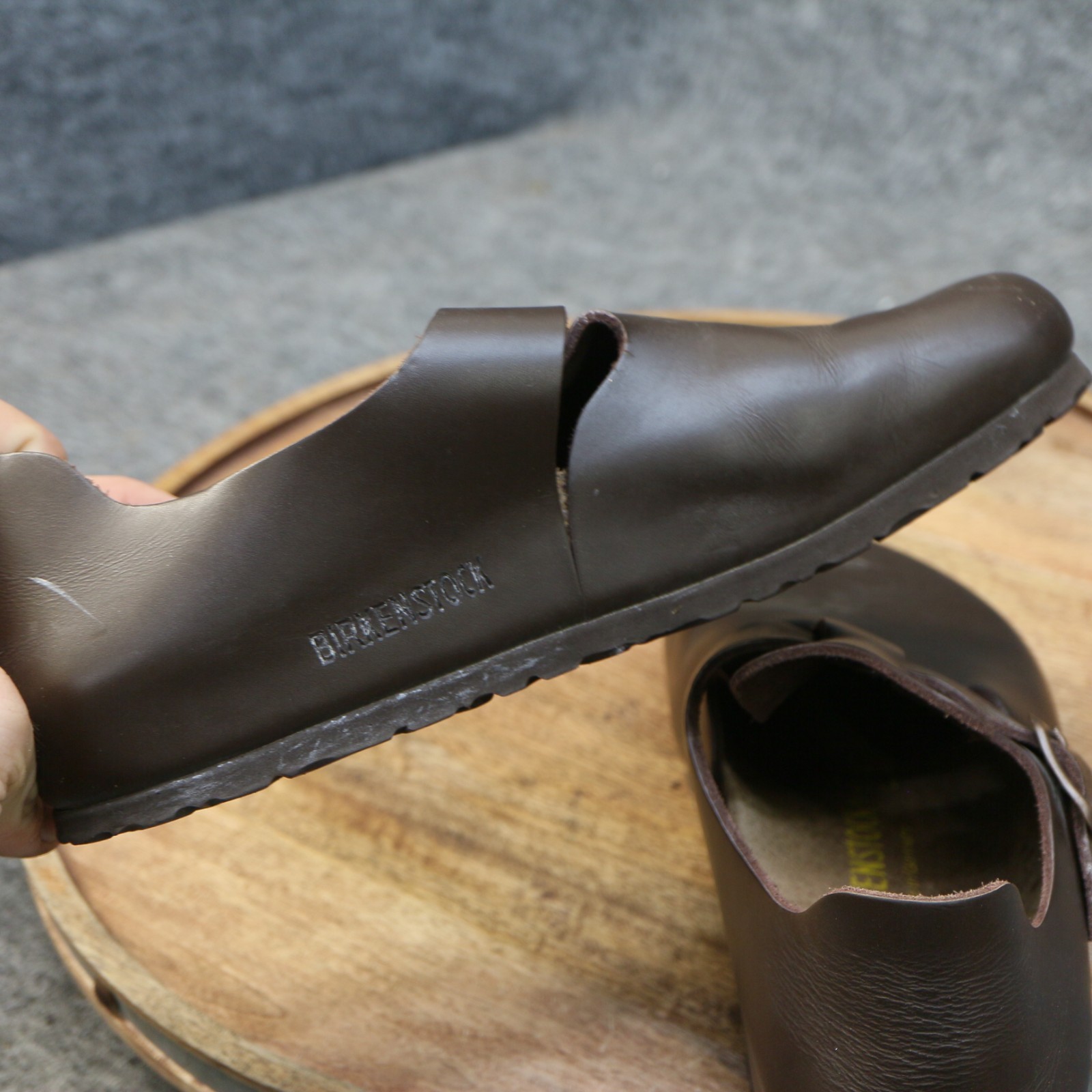 Birkenstock London Womens 38 US 7 Reg. Brown Oiled Leather Clogs Shoes Slip On