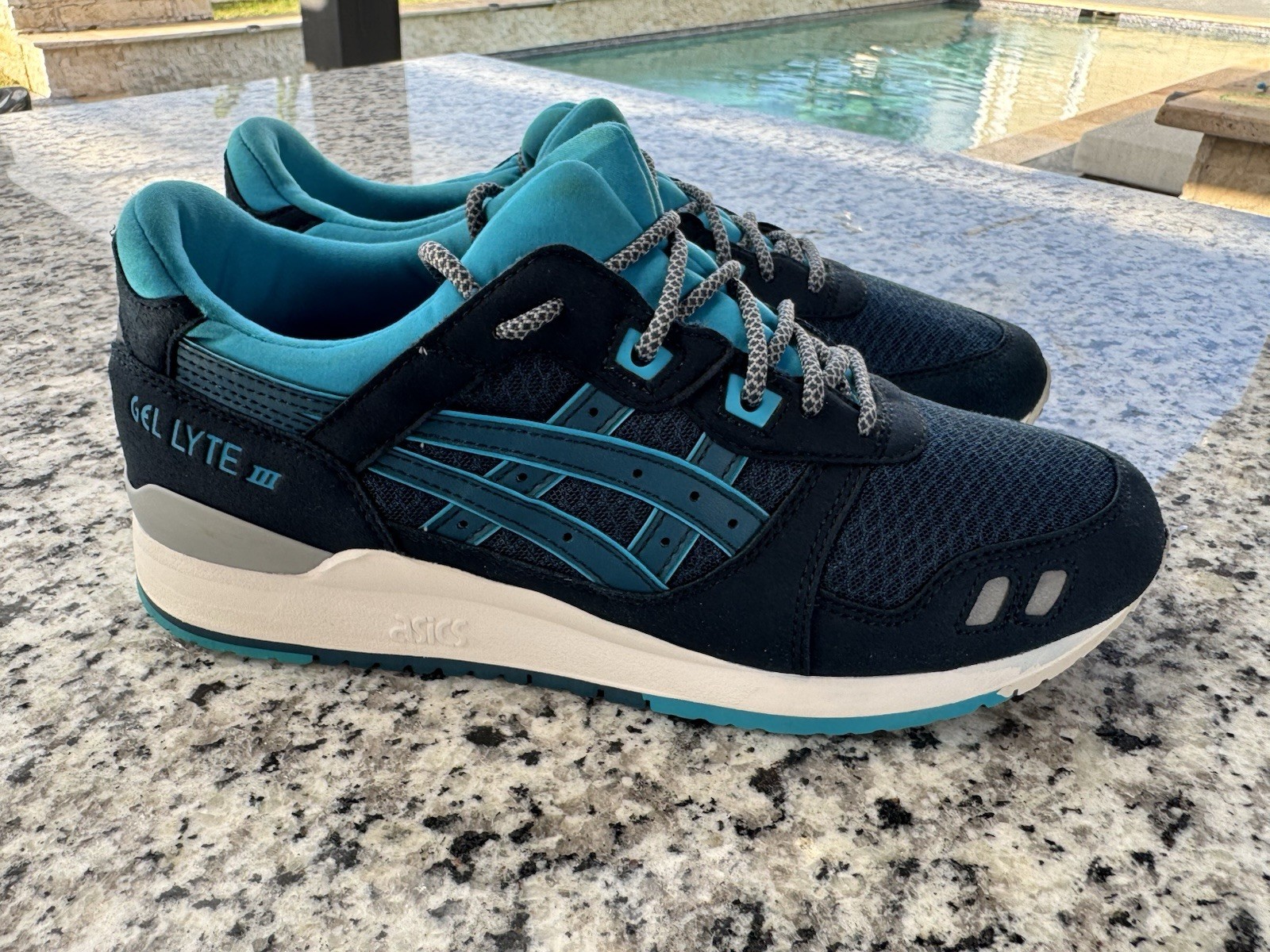 ASICS Gel Lyte III Men’s Athletic Sneaker Black Blue Gray White Lace-Up Low Top