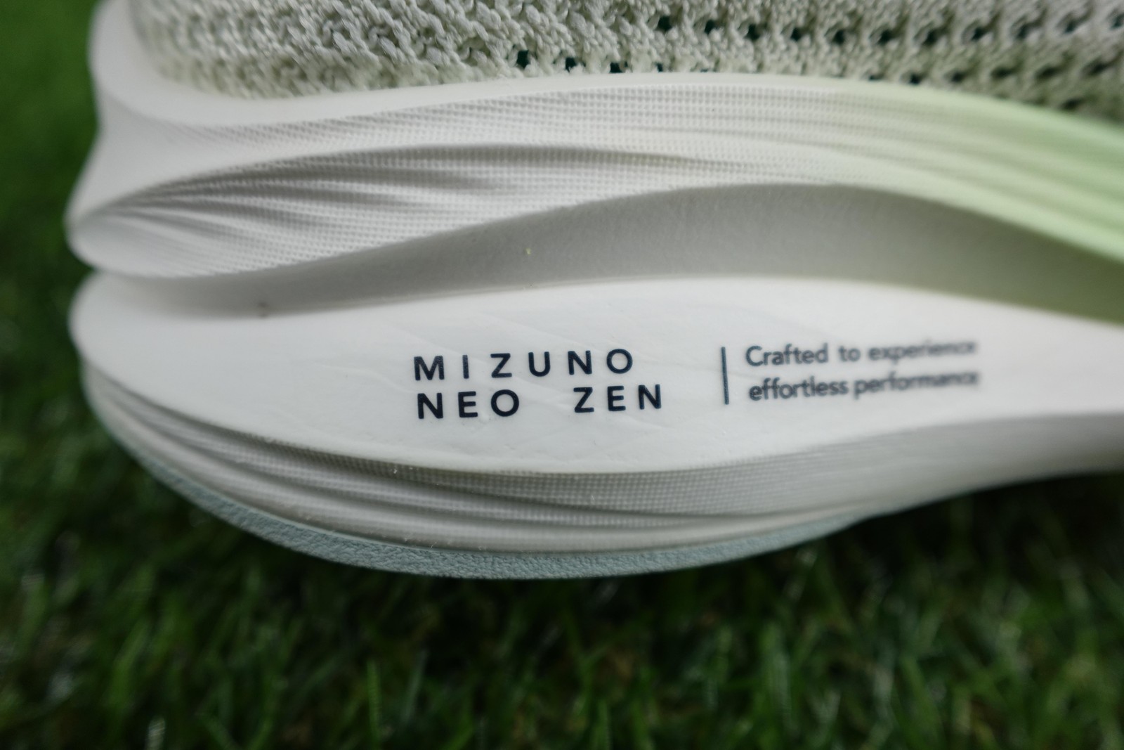 Mizuno Neo Zen Shoes Womens Sz 8.5 Hint Mint India Ink Running Athletic Sneaker