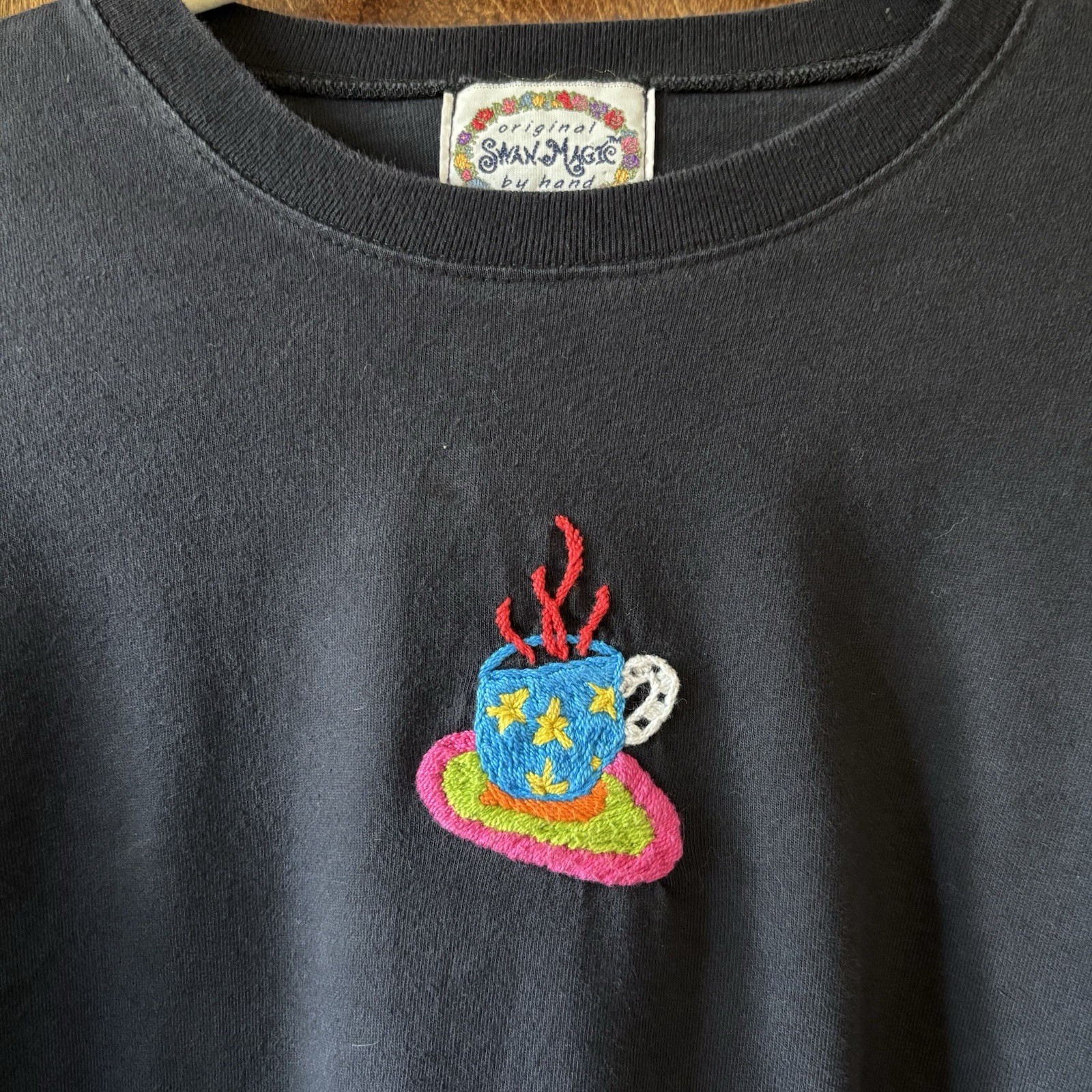 Vintage Swan Magic Hand Embroidered Long Sleeve Mug Design 100% Cotton Size M