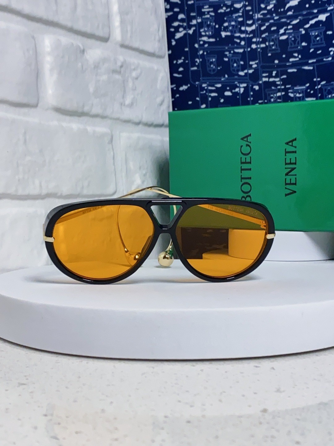 Bottega Veneta BV1273S Sunglasses Black Frames orange Lenses 63-12-175
