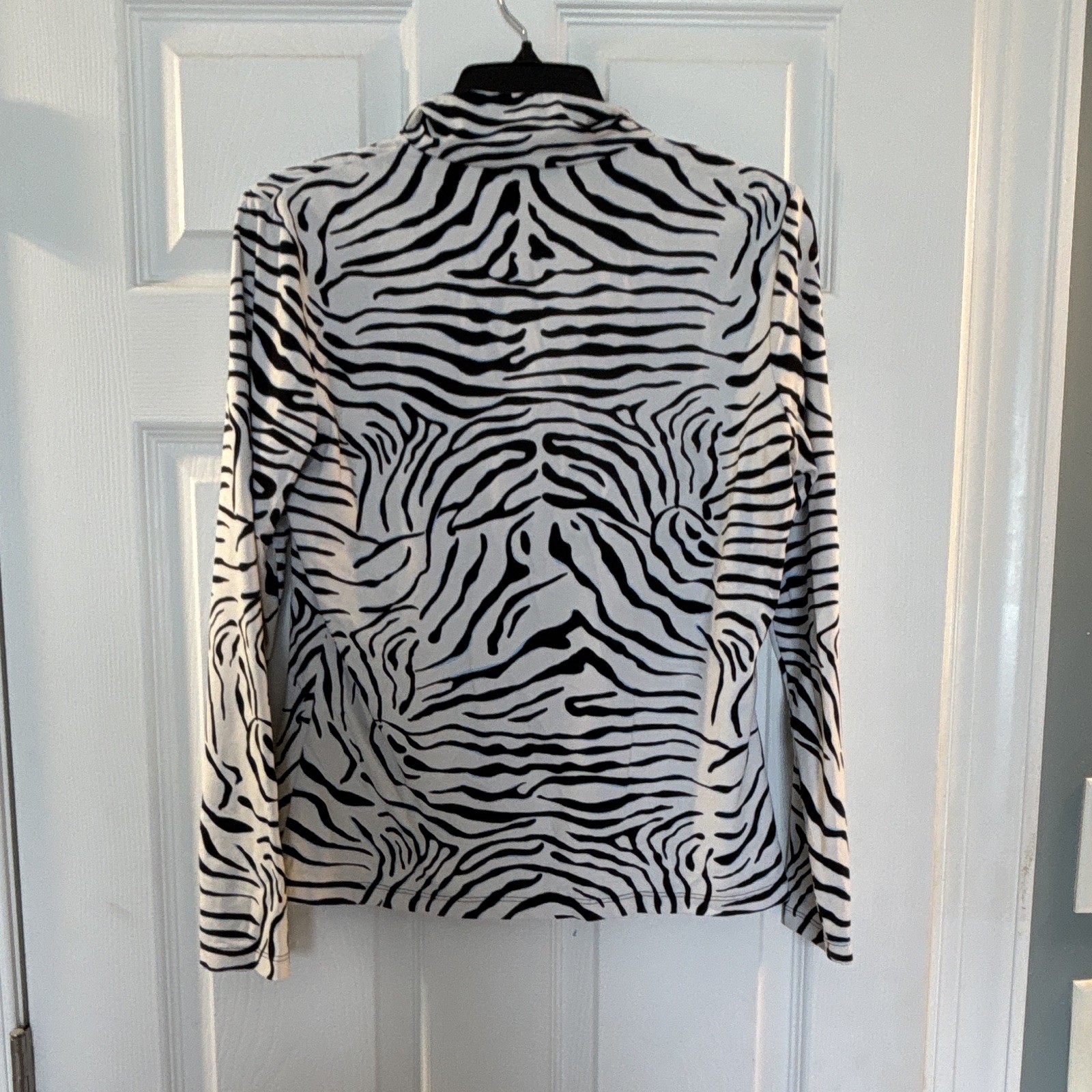 J. McLaughlin Zebra Animal Print Collared Long Sleeve Top M Black White