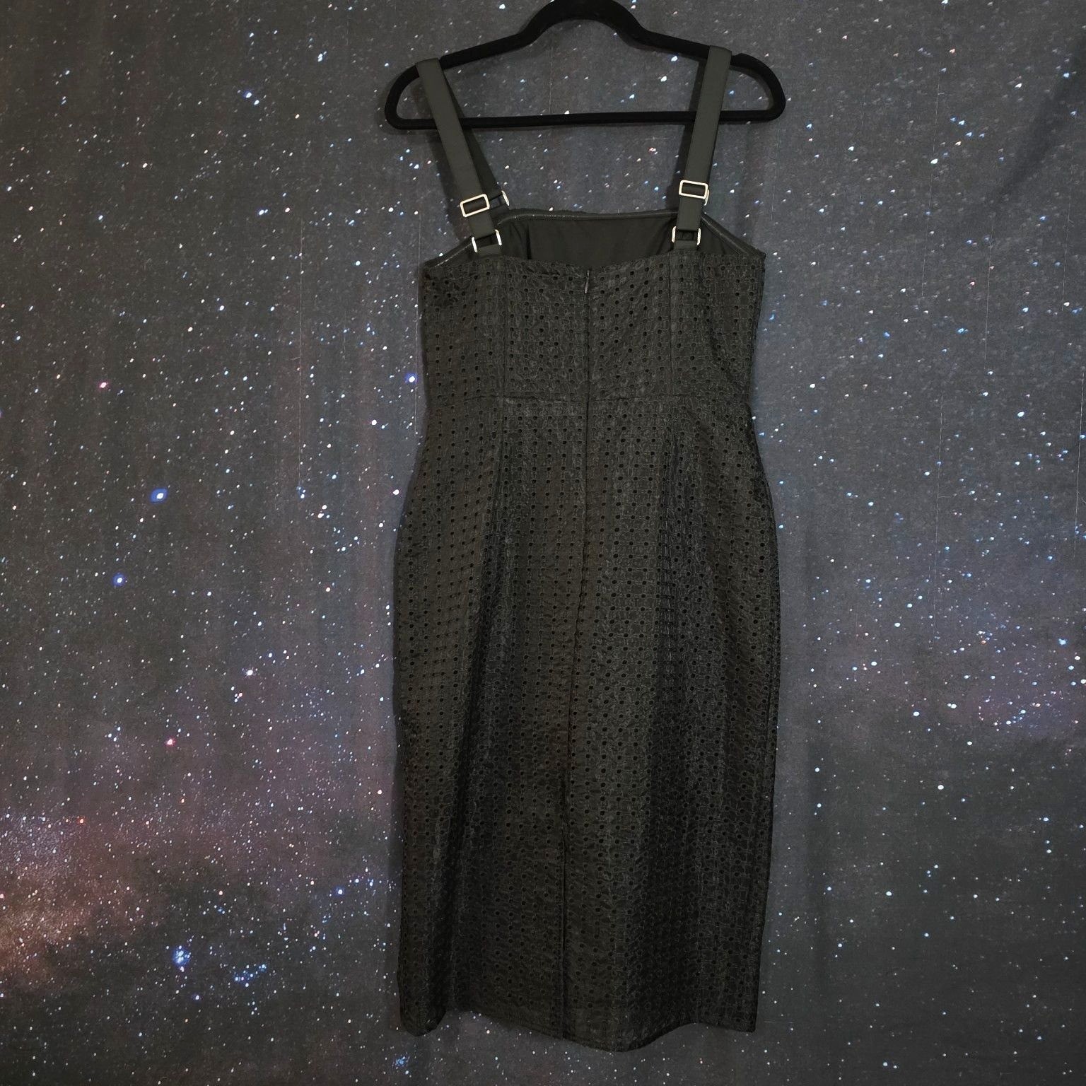 DKNY Dress Sz 4 Black Textured Eyelet Square Neck Sheath Midi NWT
