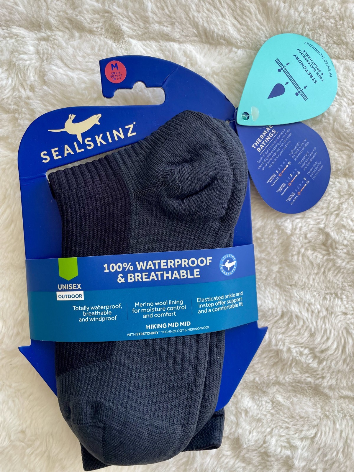 BRAND NEW Sealskinz Waterproof Men’s Socks Size MEDIUM (US 7-9)