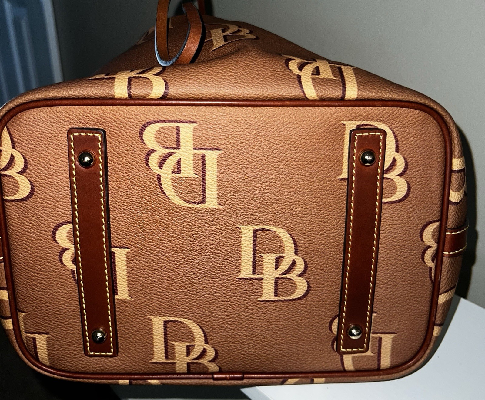 Dooney Bourke Carmel Brown / Drawstring / Shoulder Bag/ large