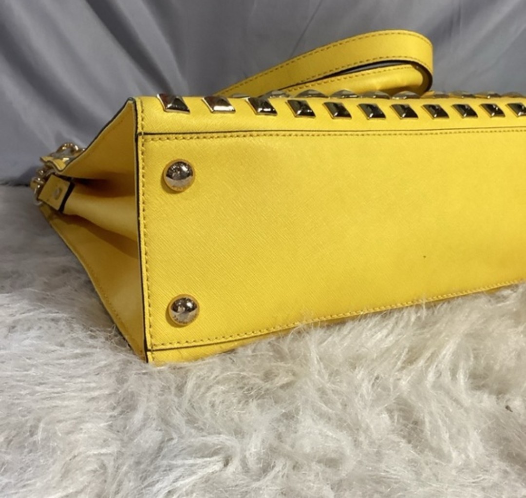 michael kors handbag Pyramid Hamilton