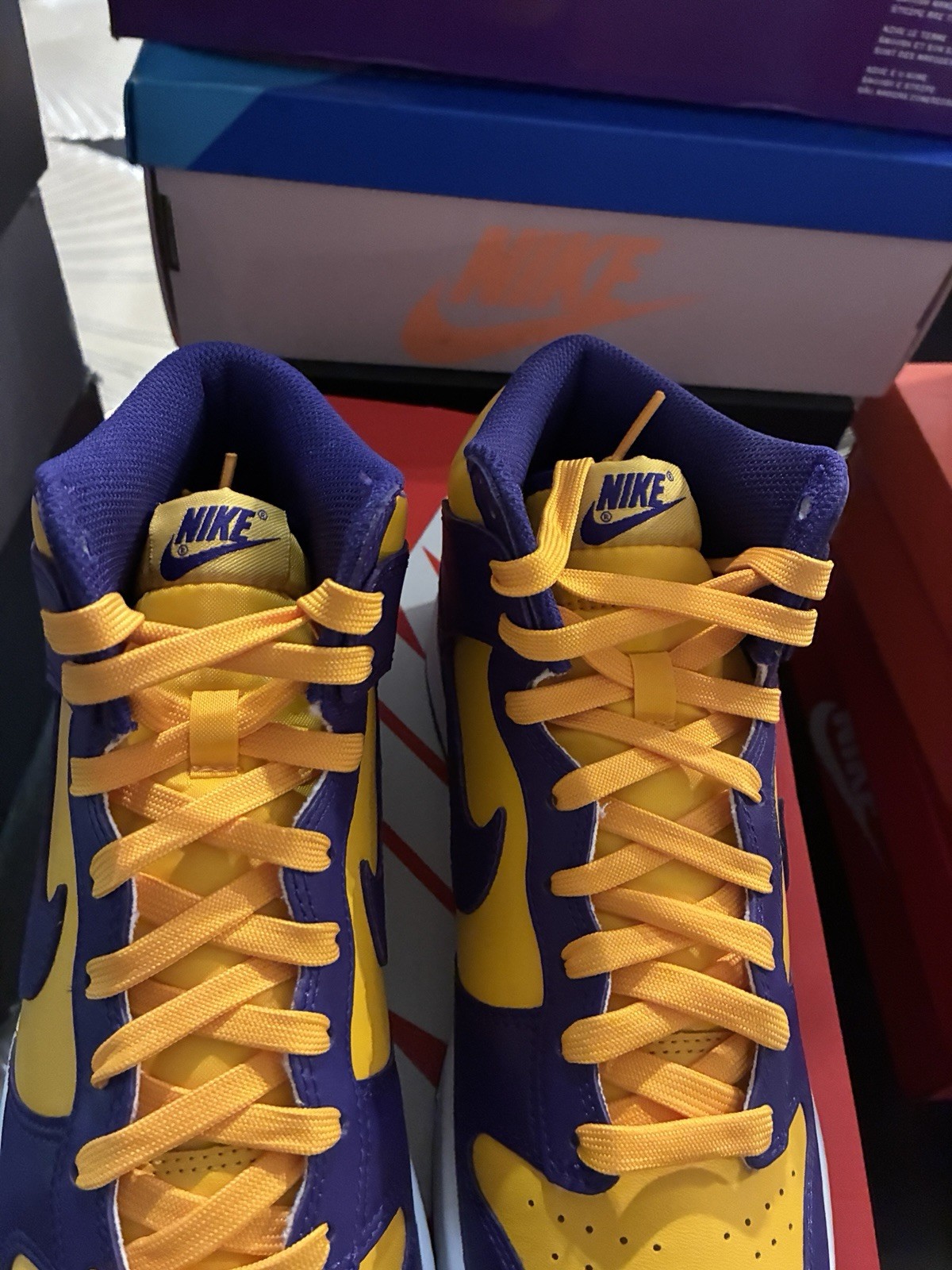 Nike Dunk High Lakers DD1399-500 Court Purple/University Gold/White Leather