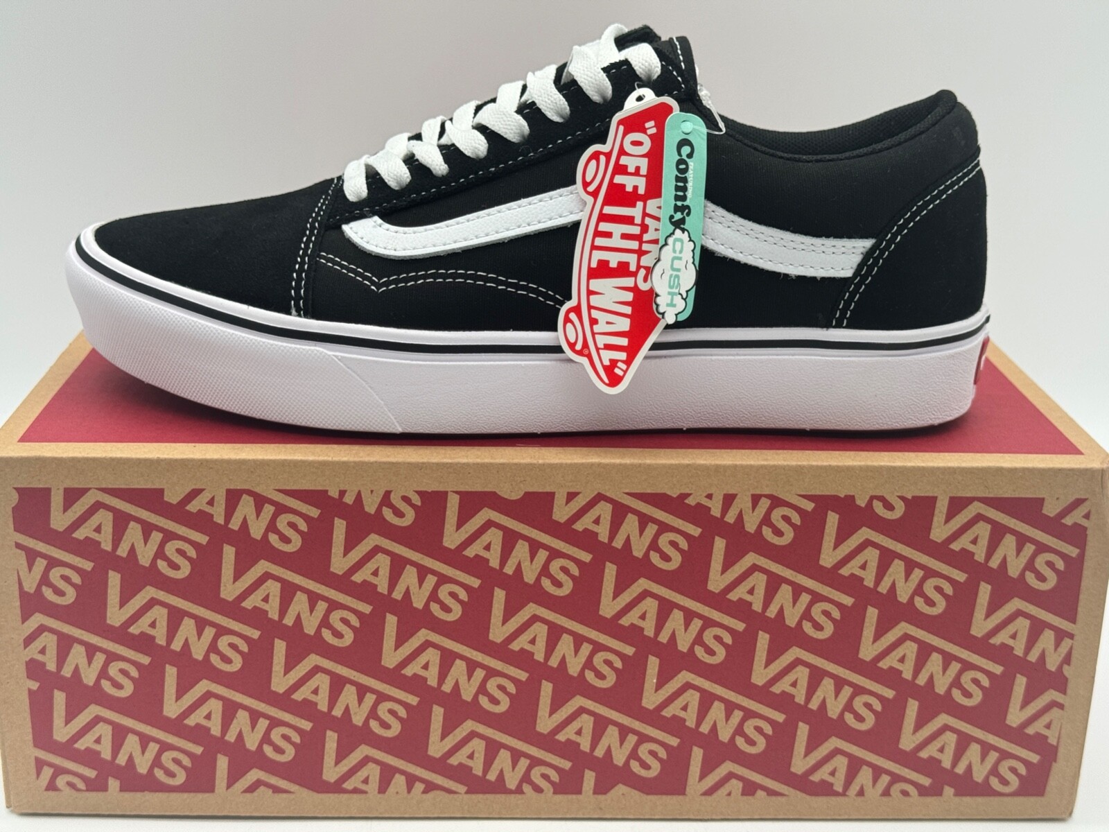 New VANS OLD SKOOL Men SZ 9.5 UNISEX Women SZ 11 IN BLACK true WHITE Comfycush