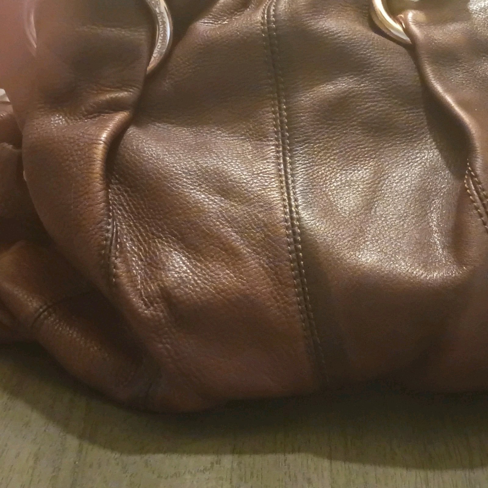 B. Makowsky Brown Women’s Solid Shoulder Bag Silver Hardware Buckle Accent