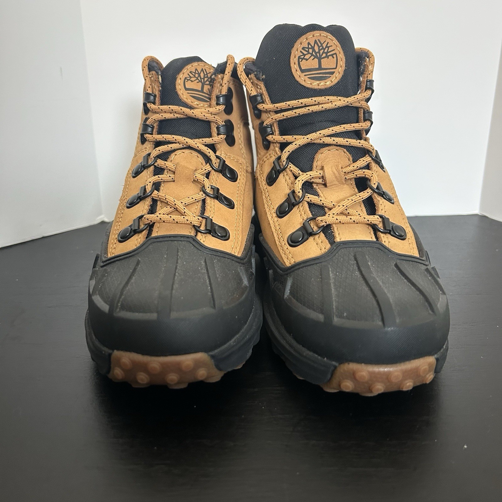 Timberland Converge Boots Boys Size 2 Wheat NuBuck Black Duck Hiking Waterproof