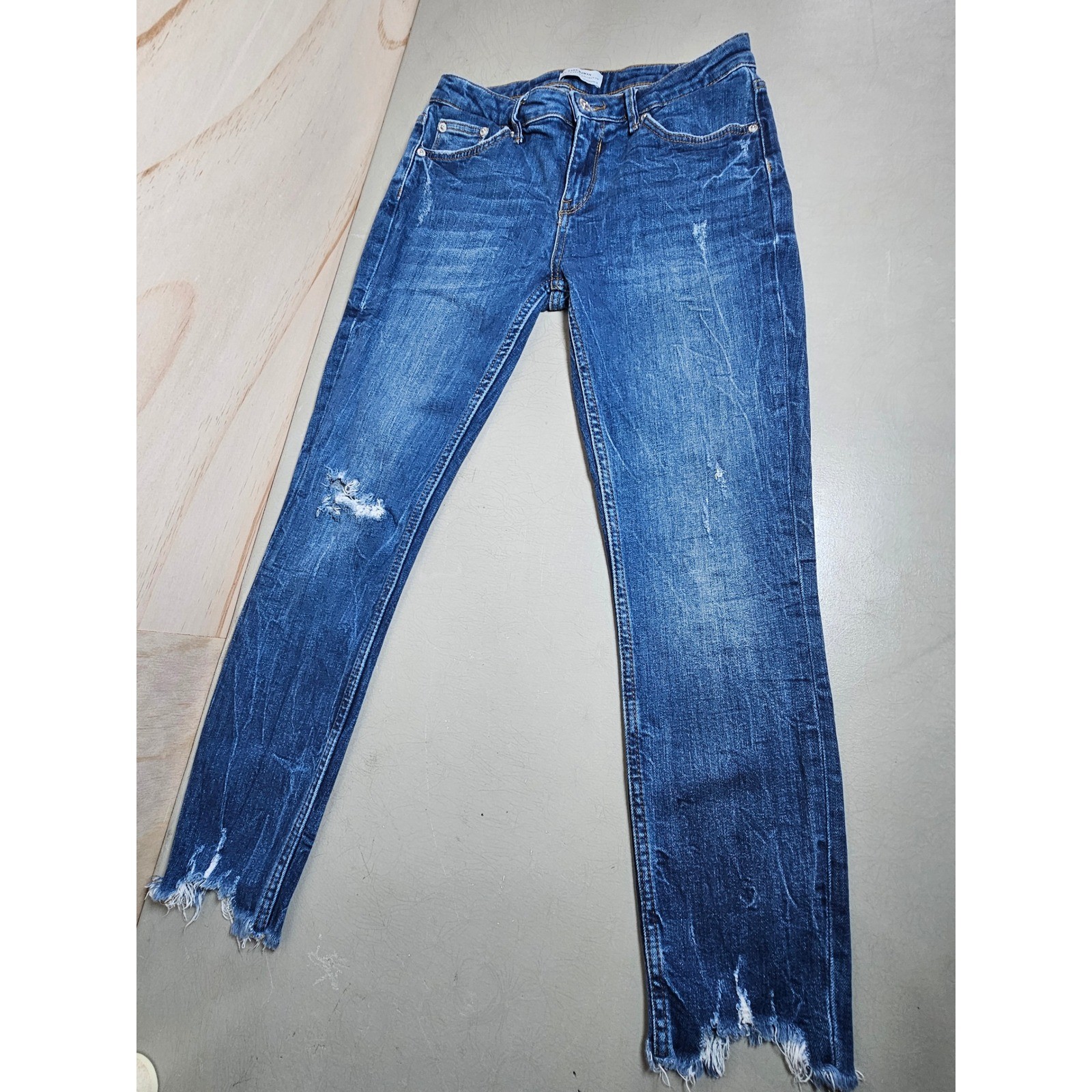 Zara Woman Premium Denim Distressed Slim Jeans Blue Frayed Hem Size 6 2606-115