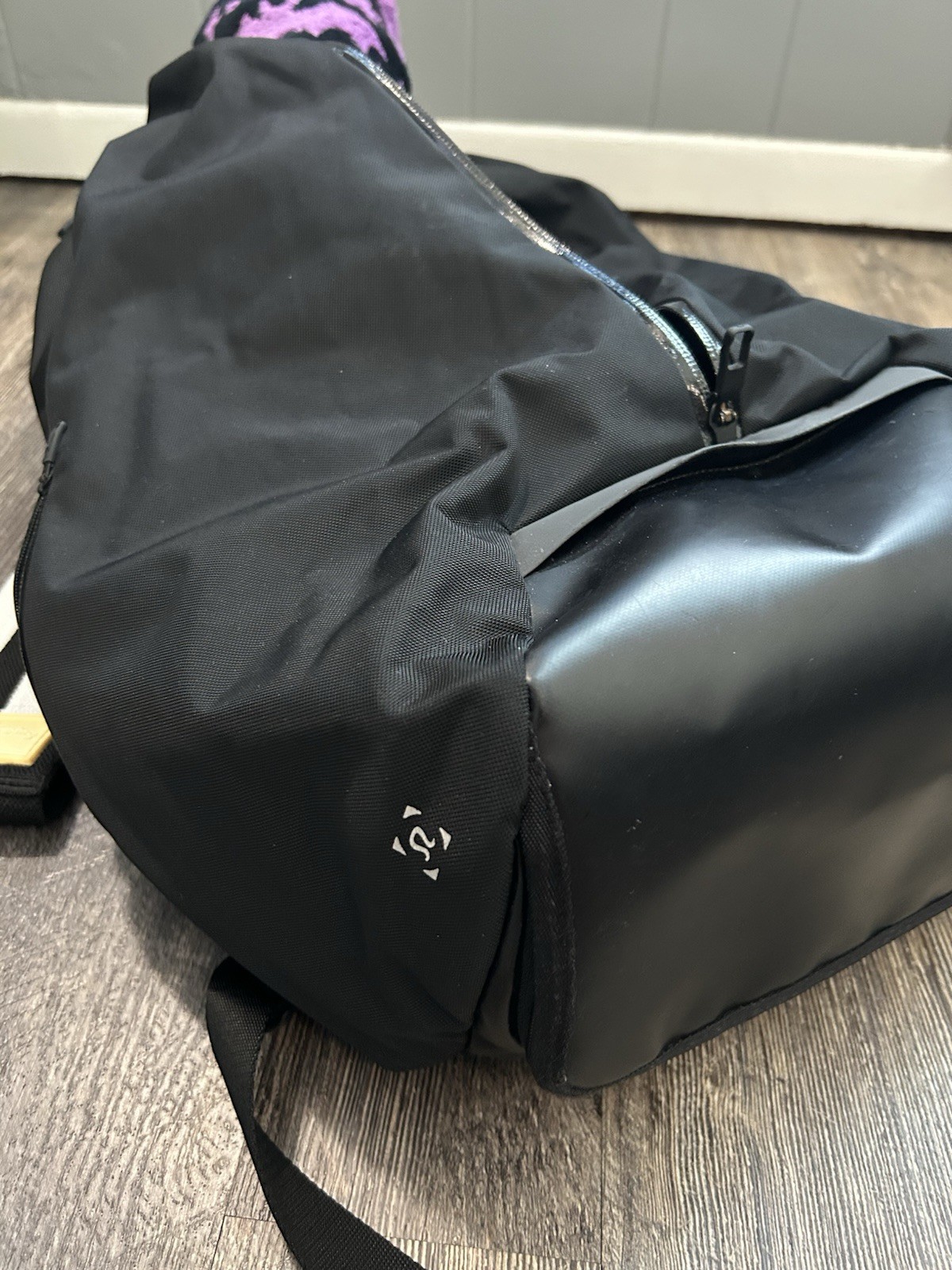 EUC Lululemon Para Backpack 23L Gym Yoga Bag