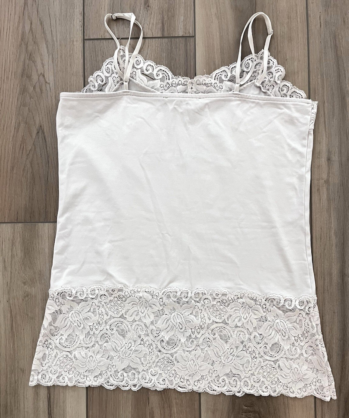 Women V Neck Camisole Tank Top Thin Strap Lace Trim Soft Lace Cami Top