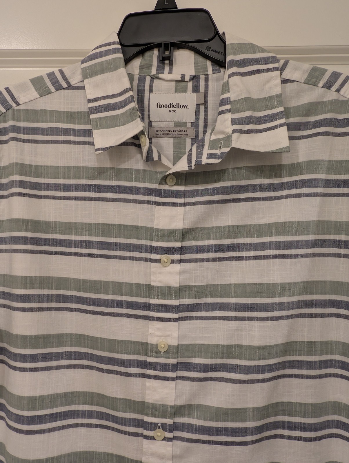 Goodfellow & Co Men’s M Slim White/Blue Striped Short Sleeve Cotton Button-Up