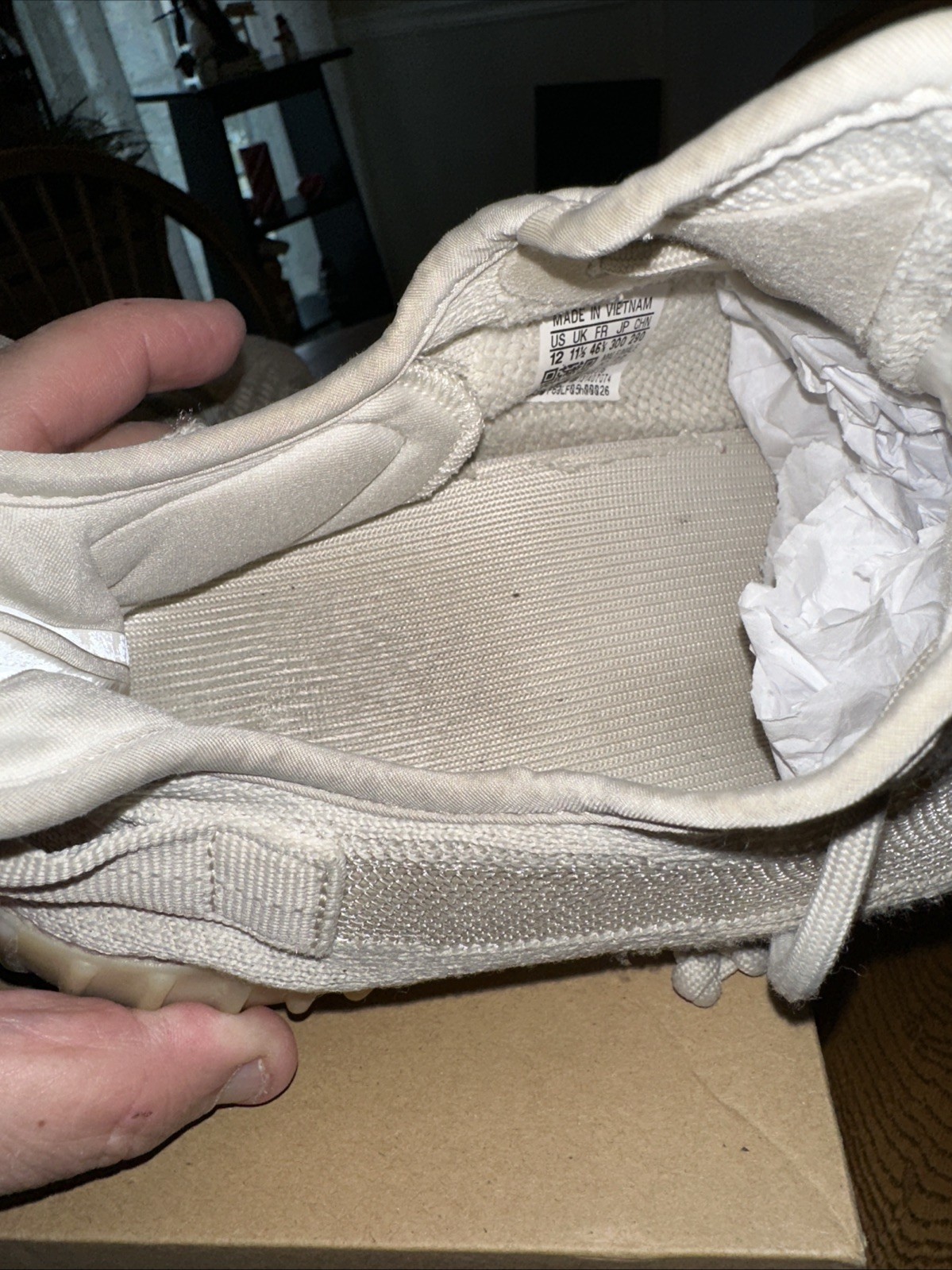 adidas Yeezy Boost 350 V2 Men’s Size 12 Bone HQ6316