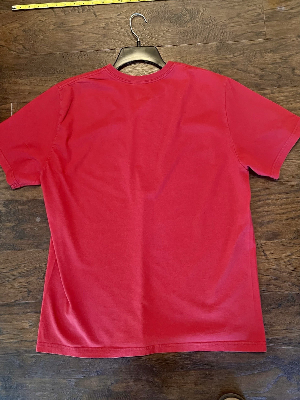 Nike Men’s Sportswear T-Shirt Active Short Sleeve Graphic Tee XL Red Athletic