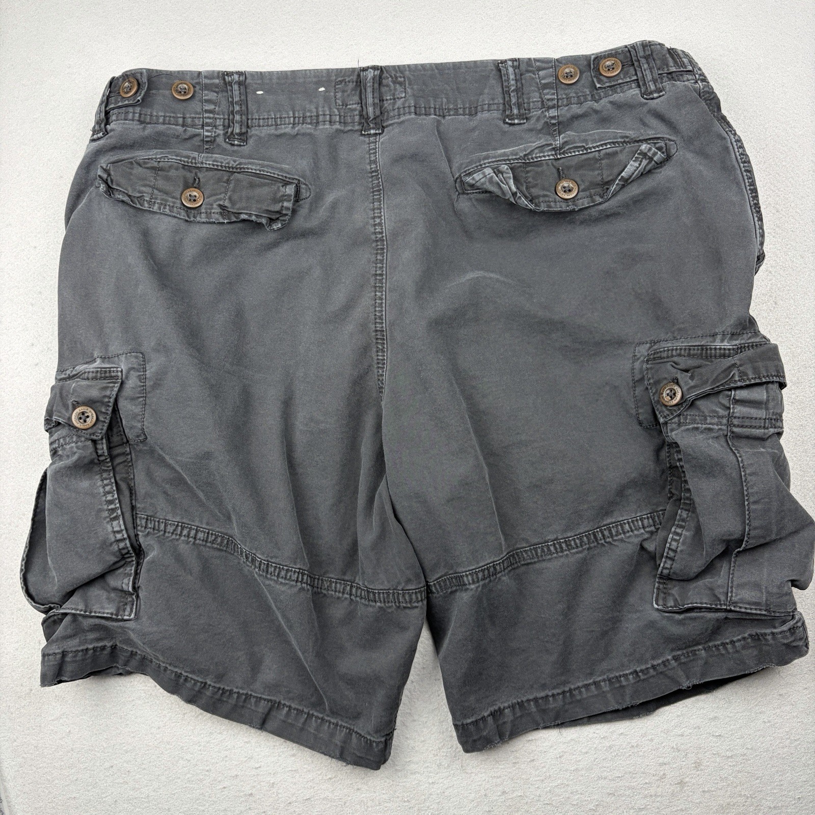 American Eagle Next Level Flex Cargo Shorts Men’s Tagged 40 (Fits 41)Faded Black