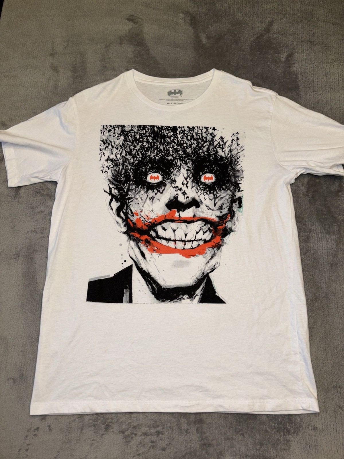 Joker Batman DC Comics Smile Graphic Tee White Mens Medium Comic Dark