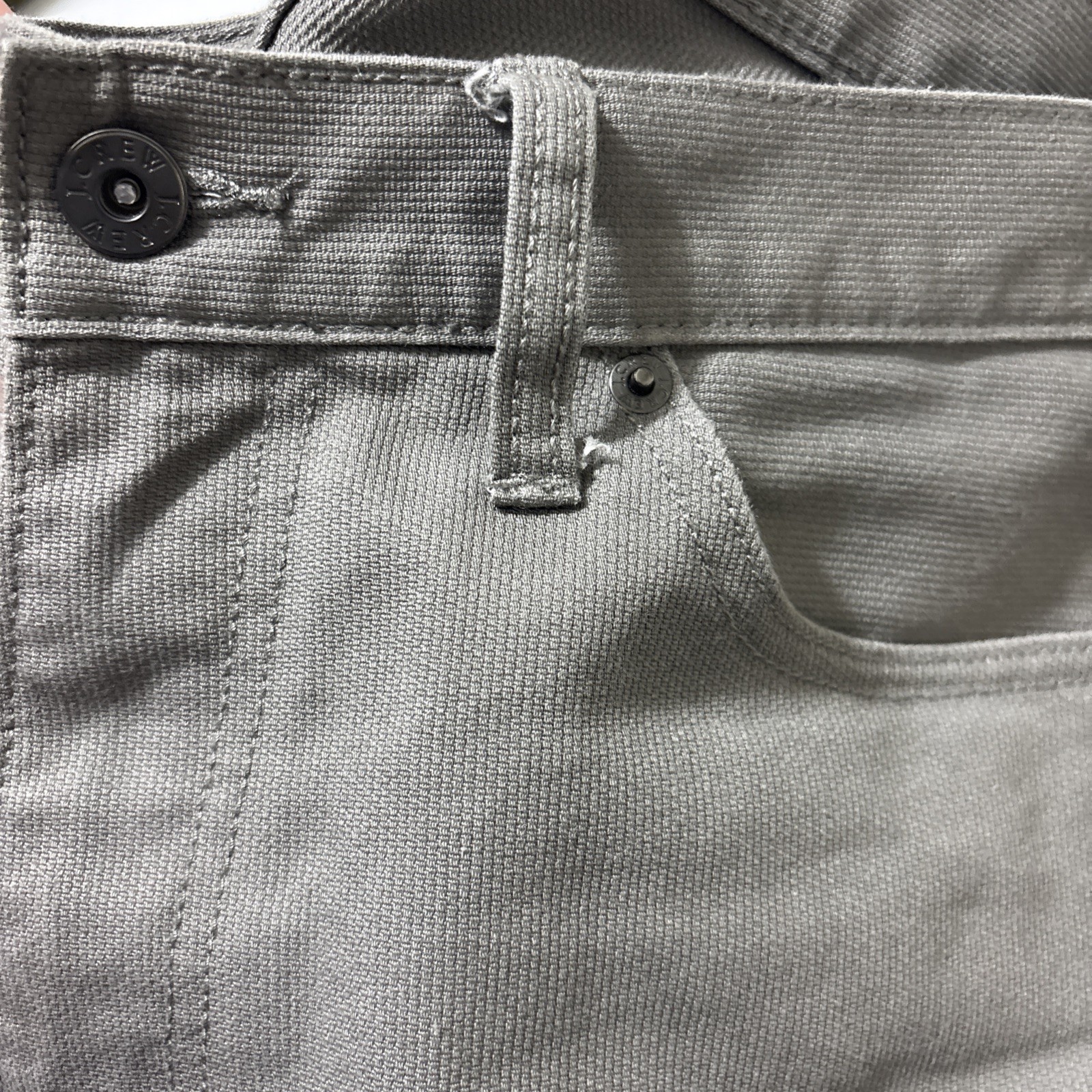 J. CREW Pants Men’s The Sutton Size 32×30 – Khaki Cotton Straight Leg