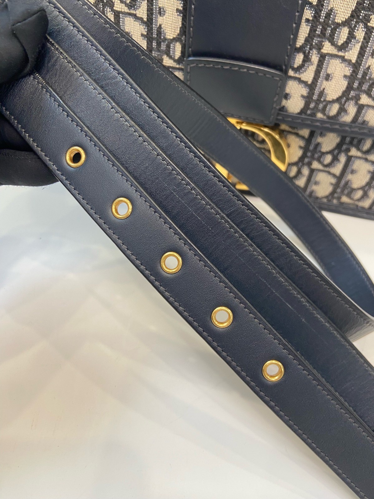 Dior Pre-Owned Authentic Luxury Handbag 24x17x8cm Free Tracked Shipping