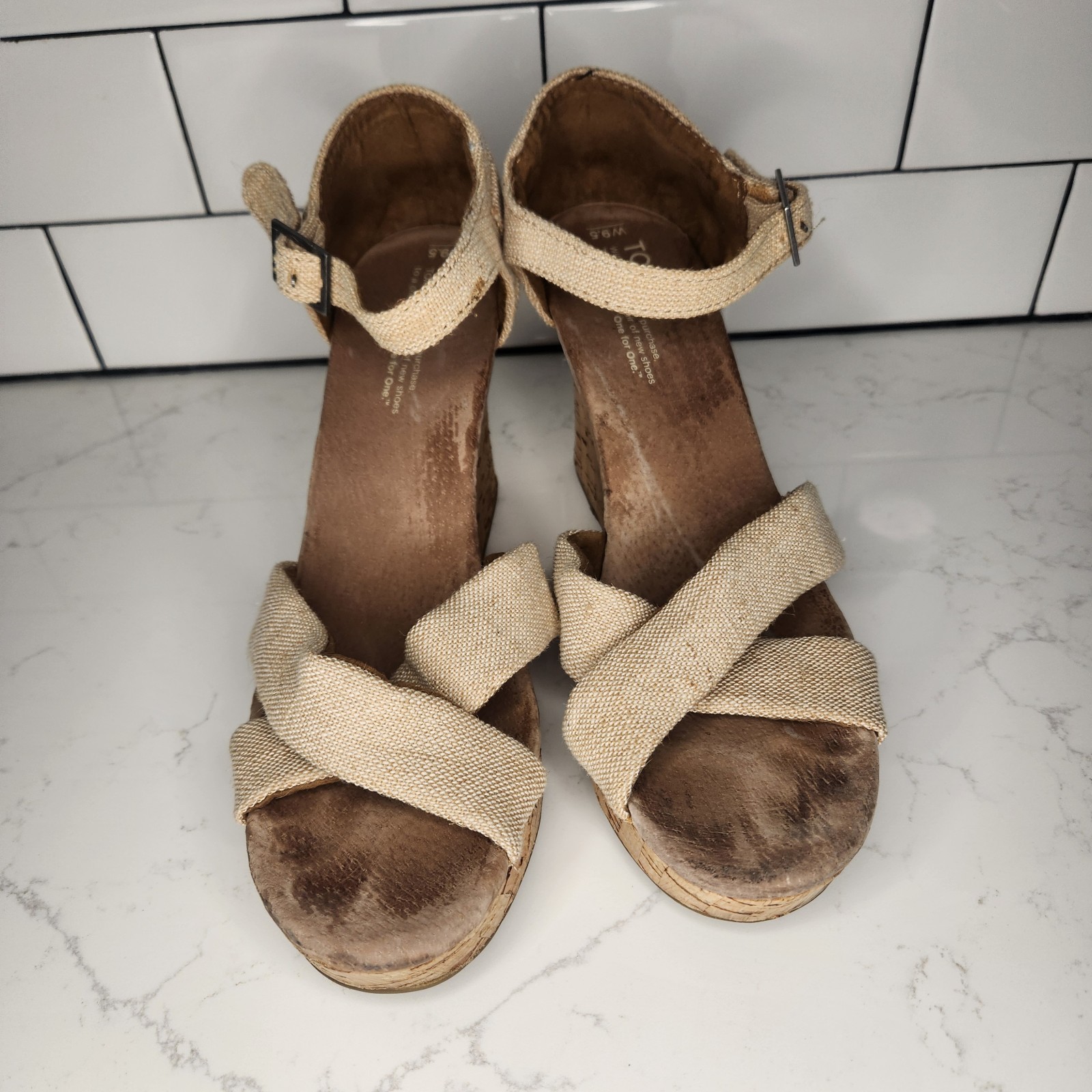 Toms Wedge TAN Cork Canvas Ankle Strap Buckle Sandal Sexy Neutral Core Size 9.5