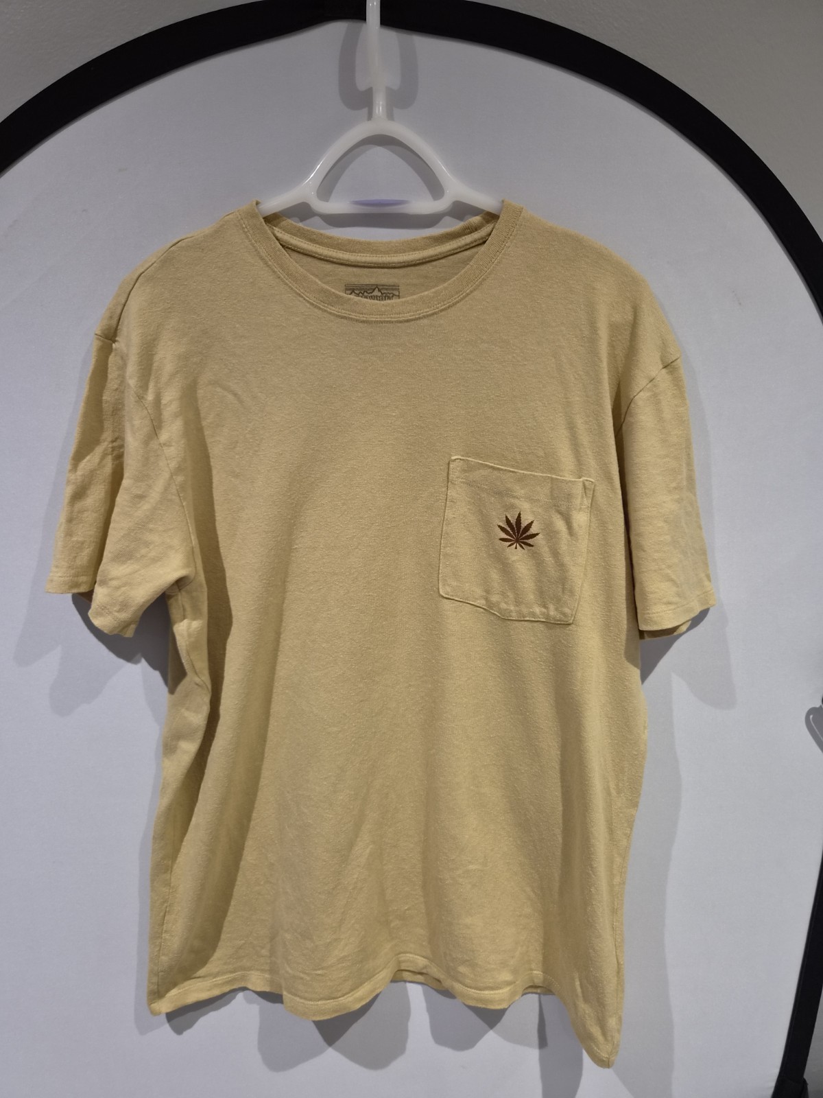 MENS PATAGONIA WORK POCKET TEE SIZE MEDIUM