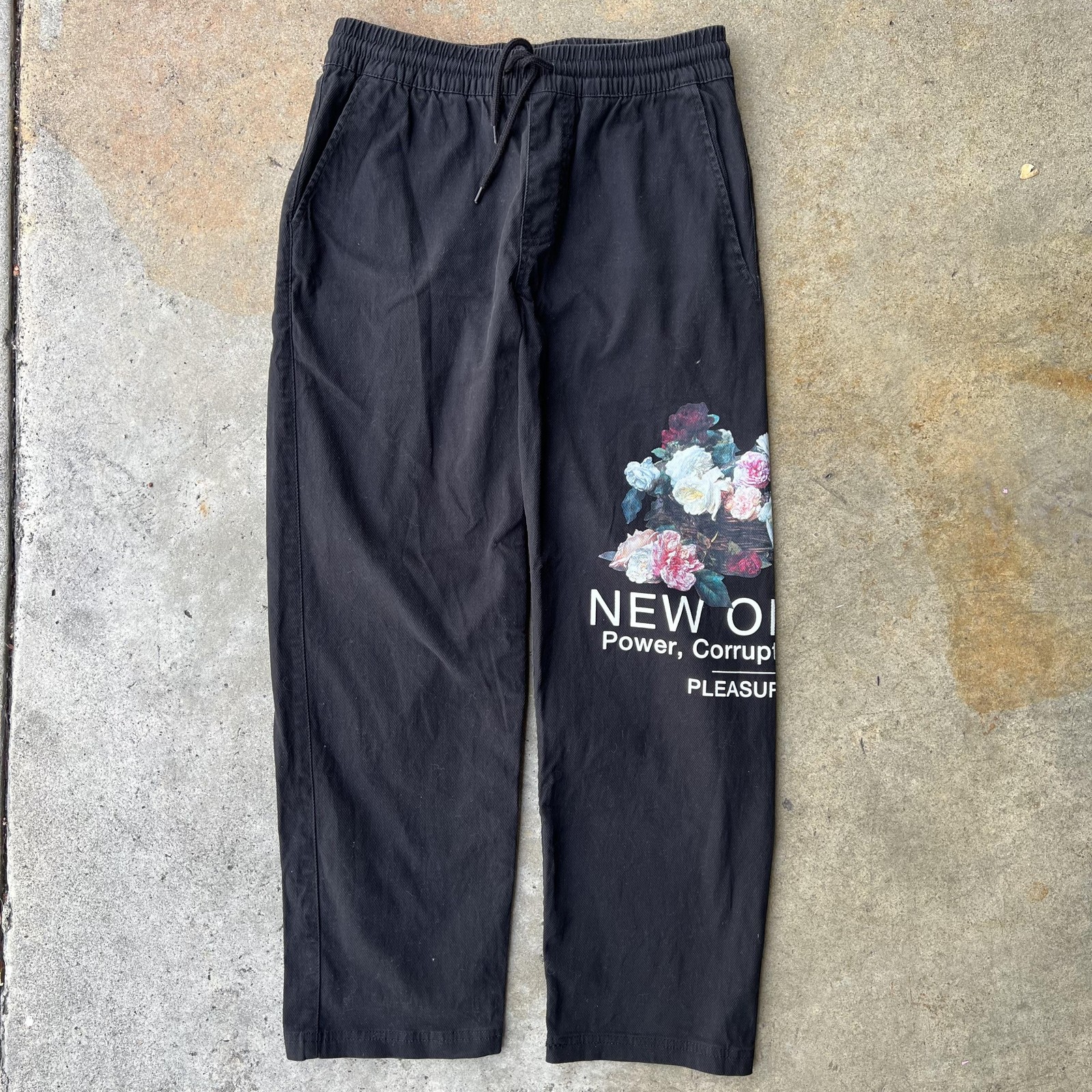 PLEASURES New Order Pants Mens 29×27 Small Black Floral Graphic Elastic