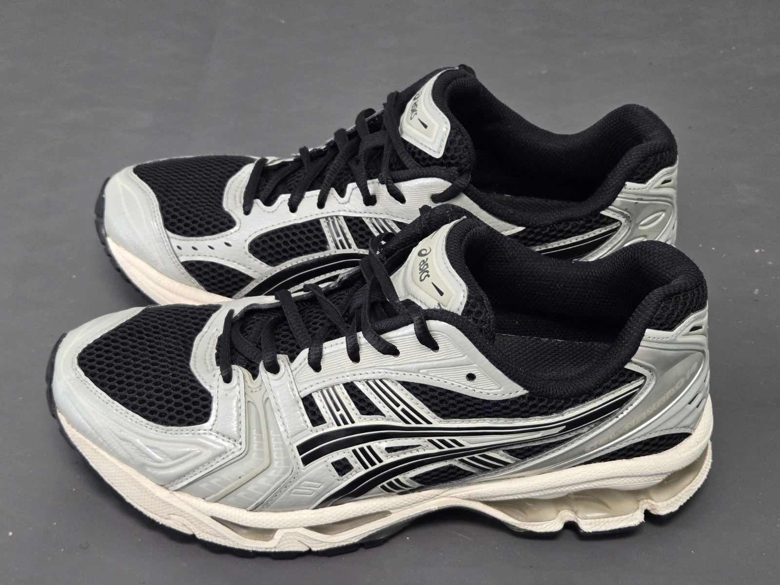 Asics Gel Kayano 14 Black Silver Gray 1201A019 Size 9 Mens Athletic Shoes