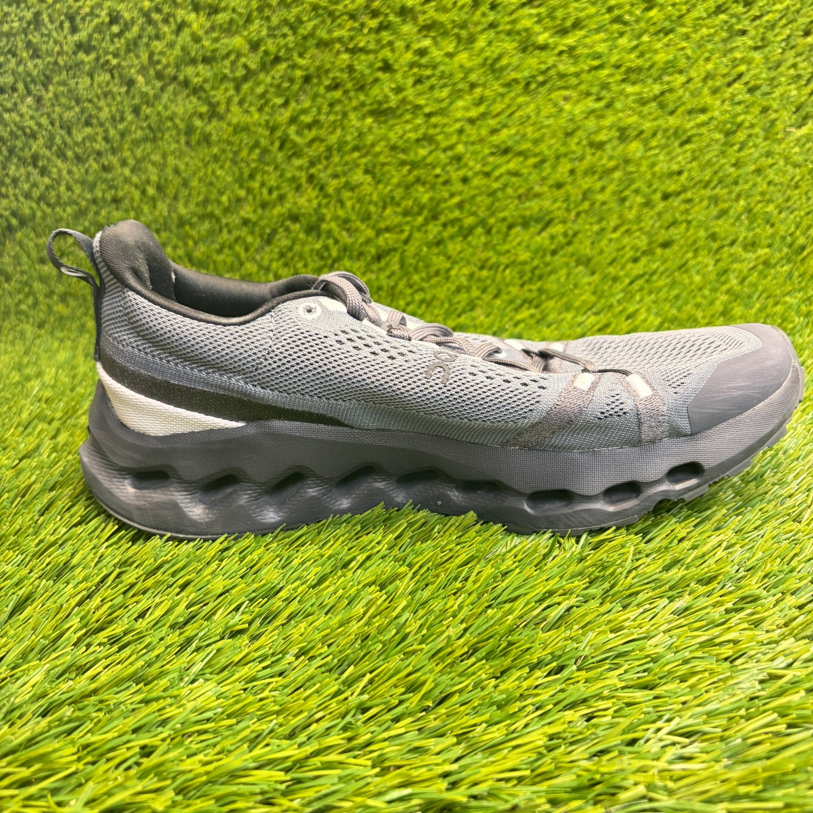 On Cloudsurfer Trail Womens Size 8.5 Eclipse Black Gray Running Shoes Sneakers